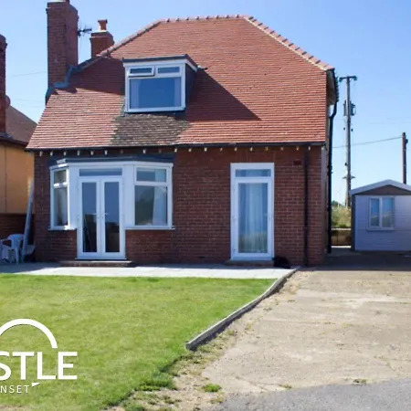 The House - Over Looking Bay Scarborough * Cayton