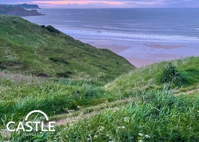 The House - Over Looking Bay Scarborough *